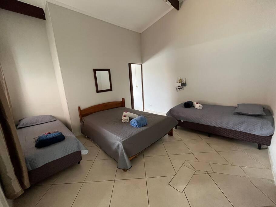 Casa Com Piscina Em Condominio Fechado Агуас-ді-Ліндоя Екстер'єр фото
